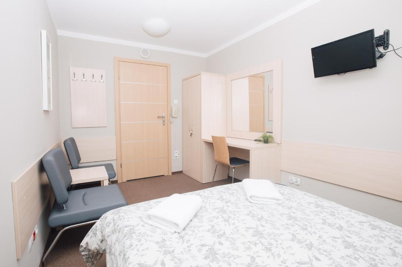Strumyk Hostel Krakow Exterior photo